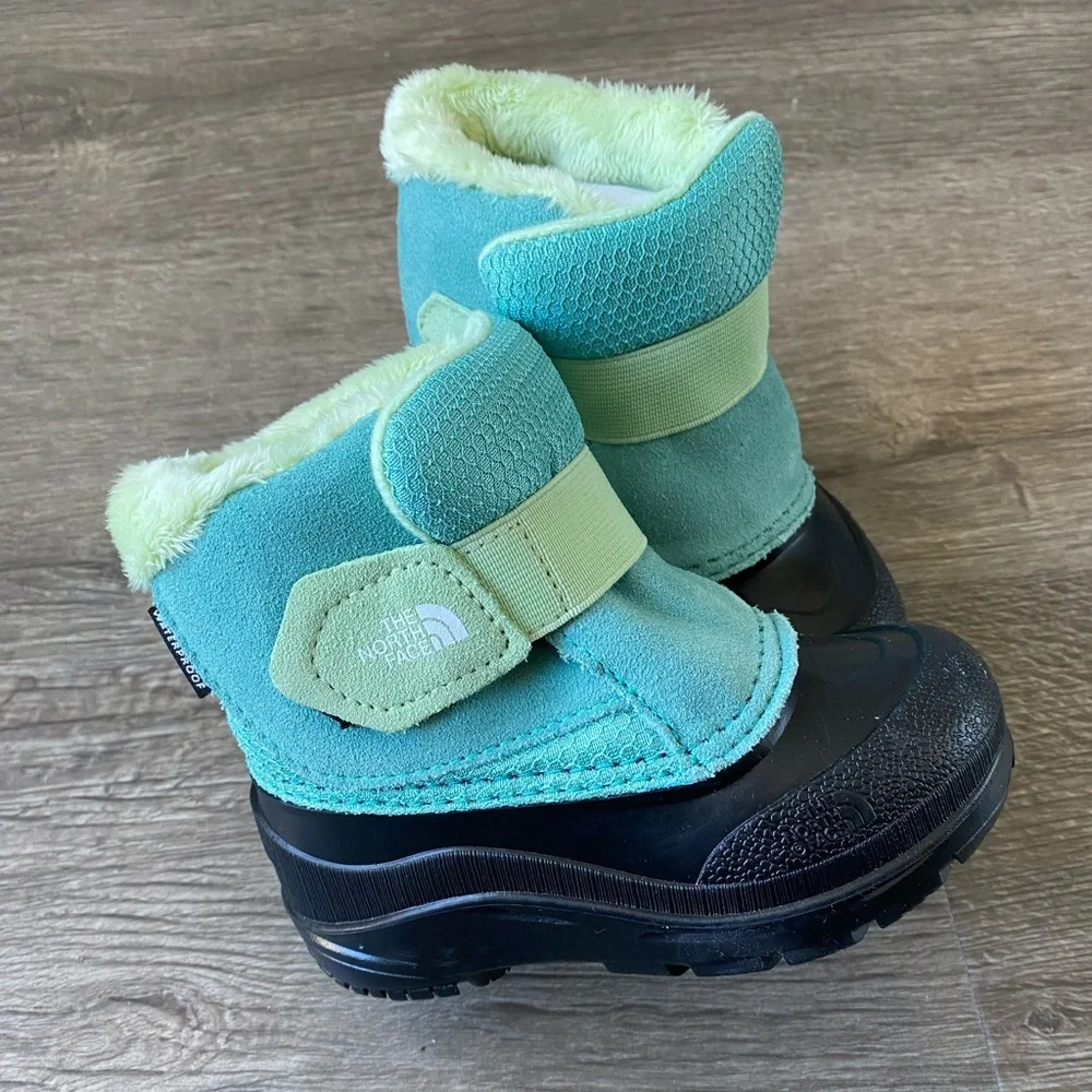The North Face Toddler Alpenglow II Snow Boots